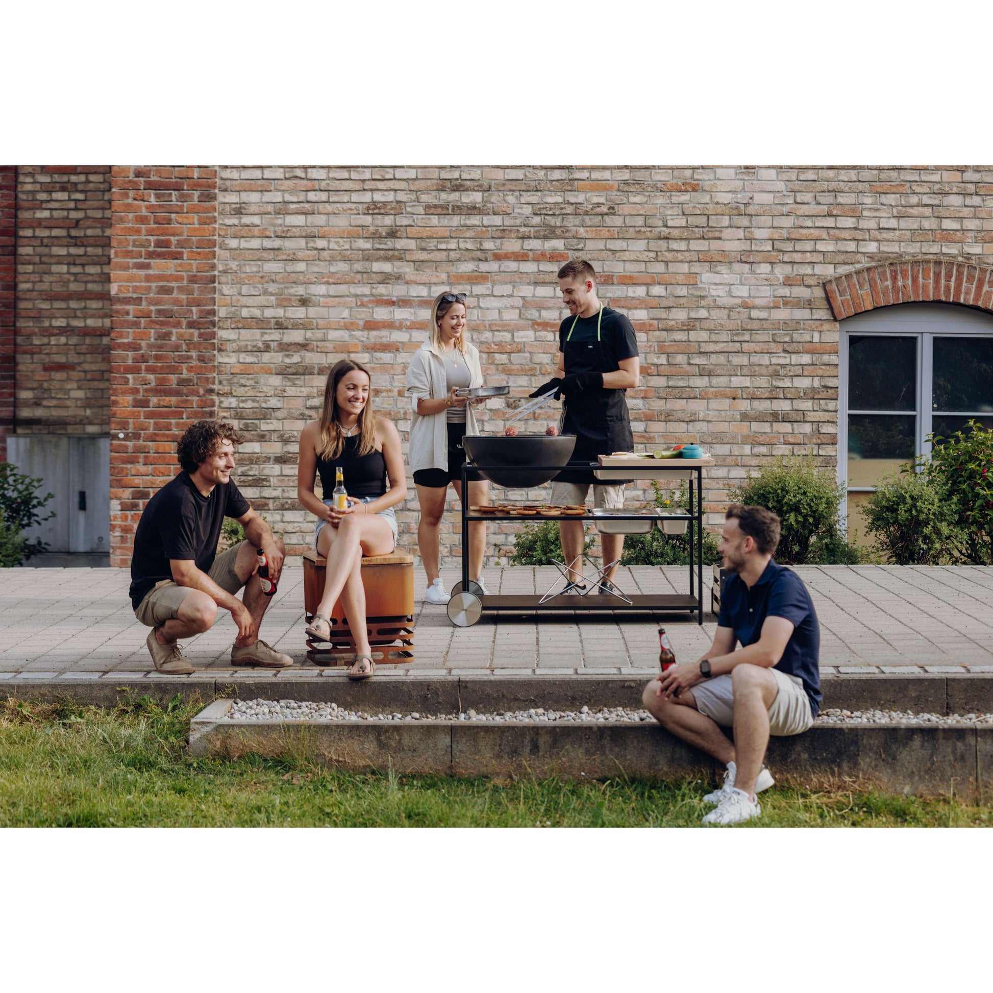Fire Kitchen Buitenkeuken met Bowl 57 Vuurschaal
