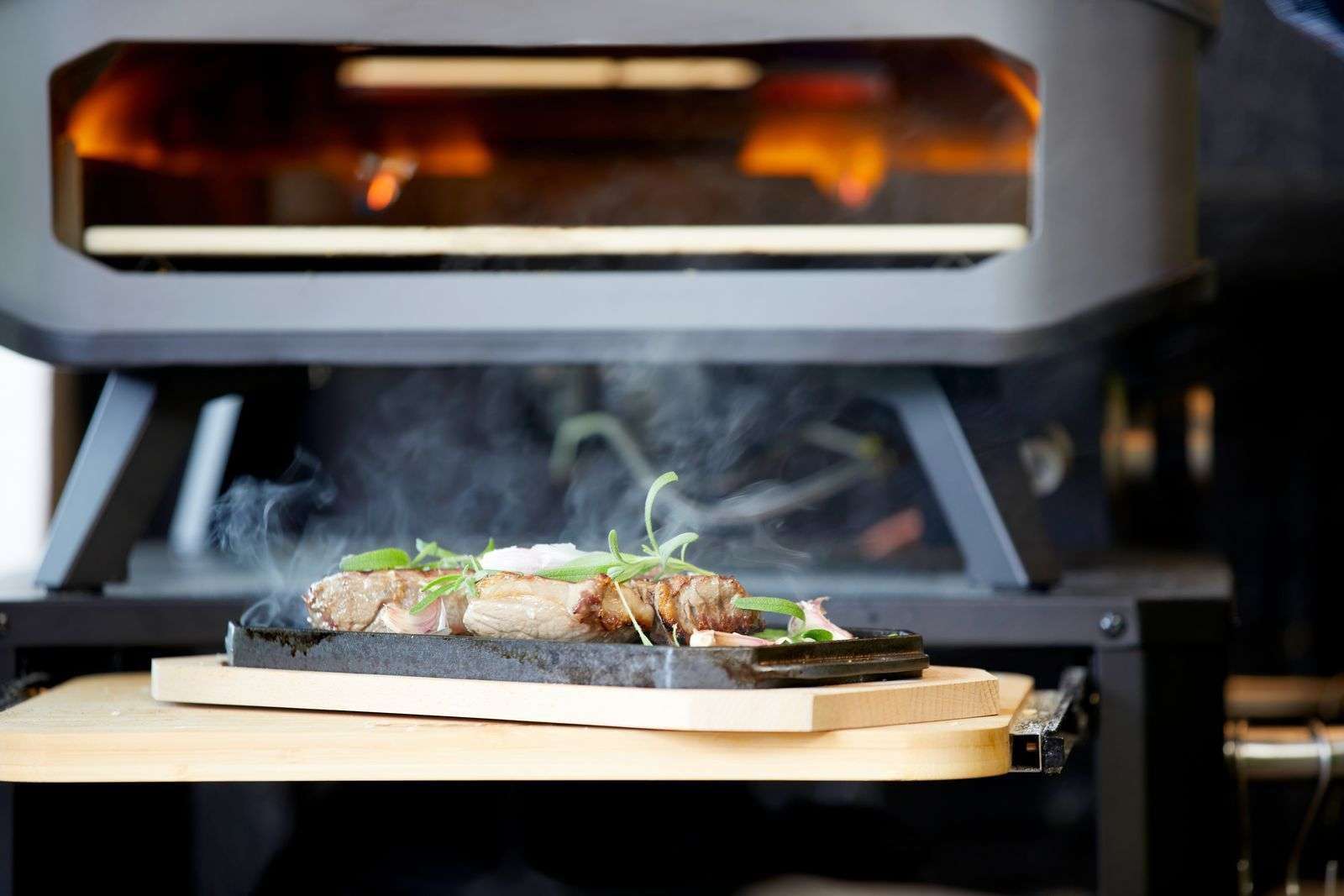 Pizza Oven Gas 17" met Thermometer en Pizzasteen 30 Mbar 5.0 KW